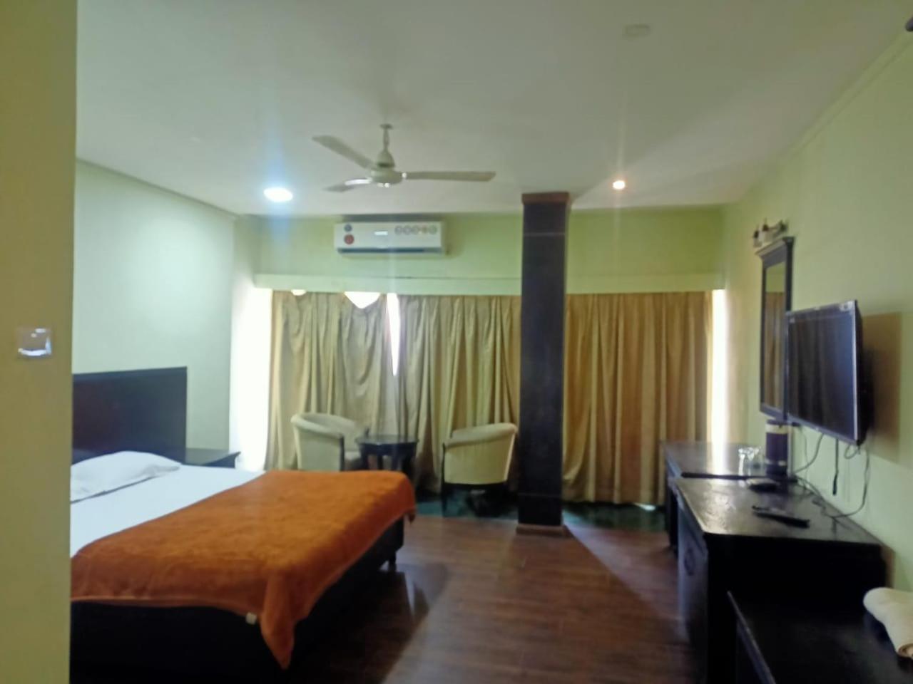 Hotel Skylark Nagpur Dış mekan fotoğraf