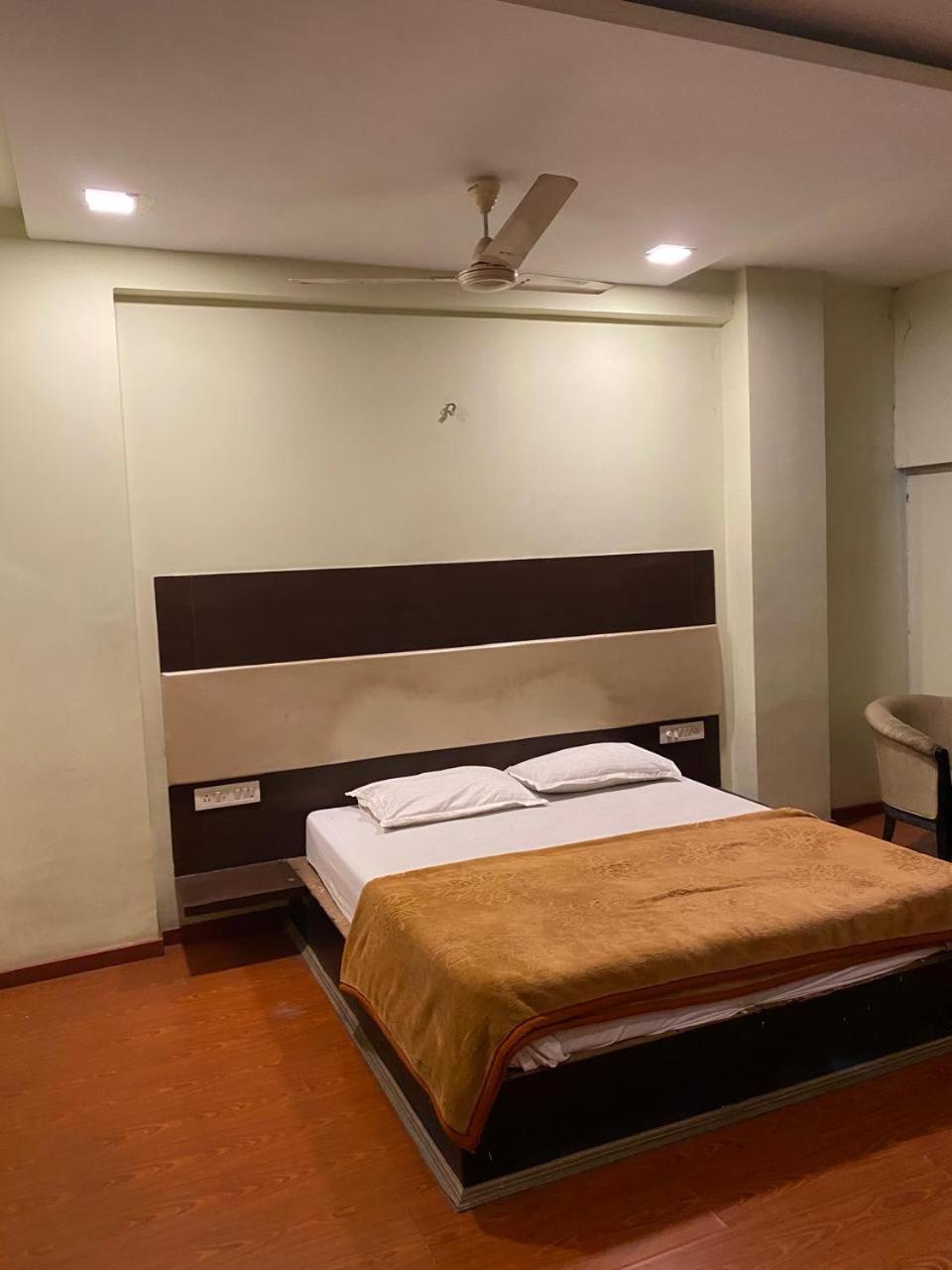 Hotel Skylark Nagpur Dış mekan fotoğraf